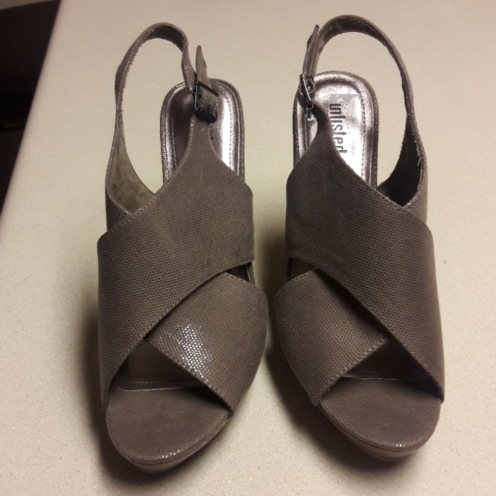 Womens Unlisted by Kenneth Cole sandal